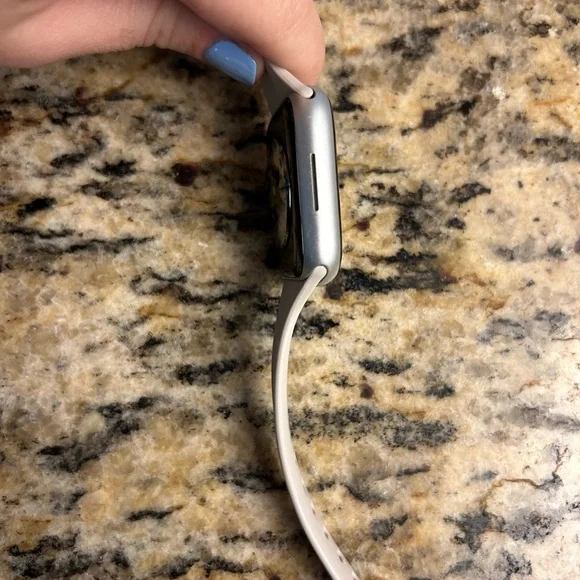 Apple Watch Series 8 45MM aluminum Silver